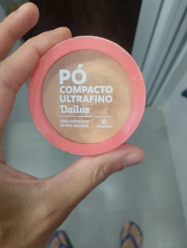 Pó compacto ultra fino Dailus