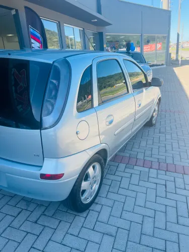 Chevrolet Corsa Hat. Premium 1.4 8V Econoflex 5P 2009