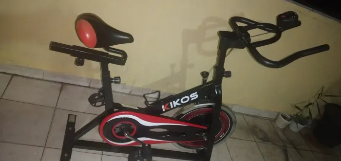 Bicicleta ergometrica spinning kikos