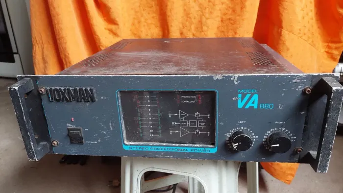 Amplificador de potência voxman va880 