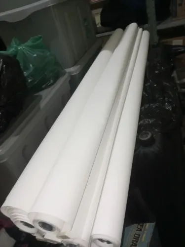 CORTINAS PERSIANA (BLACKOUT MAS NÃO TIRA A VISIBILIDADE PARA EXTERIOR)