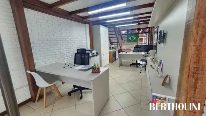 Salas Comerciais Interligadas no Shopping