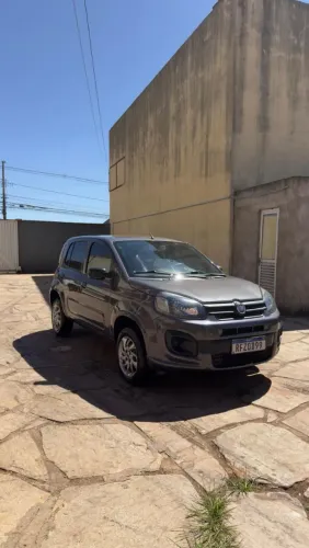 Fiat Uno Attractive 1.0 EVO Fire Flex 8V 5P 2021