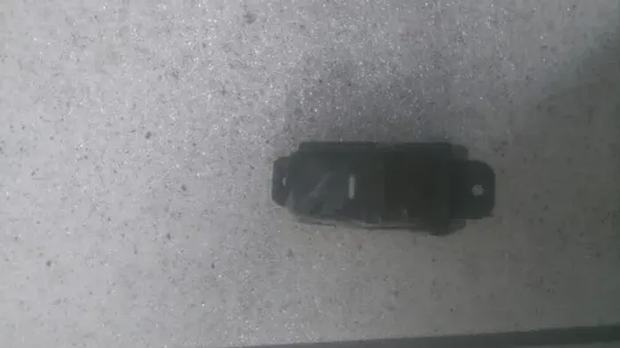 Comando Vidro Elétrico Traseiro Direito Hyundai Sonata 