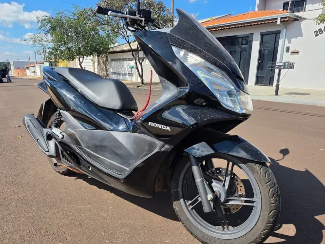 Honda PCX 150 - Baixo KM