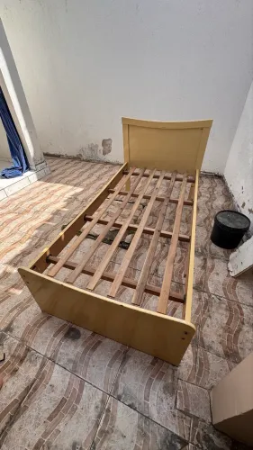 CAMA EM BOM ESTADO