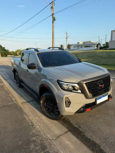 Nissan Frontier Pro4x CD 4X4 2.3 Bi-TB Die. AUT 2023