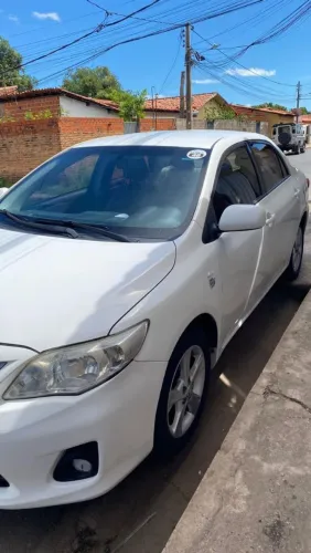 Toyota Corolla GLI 1.8 Flex 16V Aut. 2013