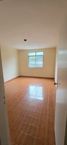 Imóvel para aluguel possui 90 metros quadrados com 2 quartos em Corrêas - Petrópolis - RJ