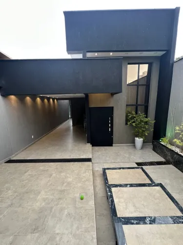 VENDO CASA DE ALTO PADRÃO
