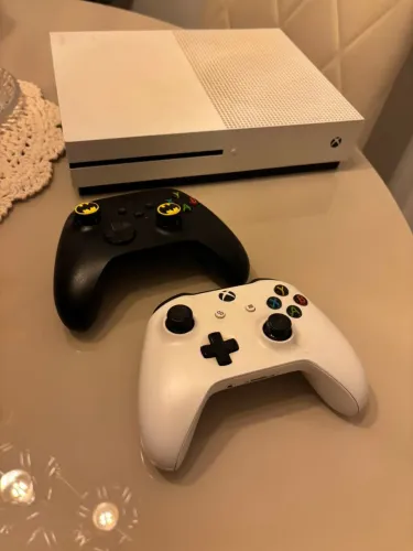Xbox One S