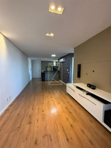 Excelente Apartamento Mobiliado e Decorado no Bairro Panazzolo Se vo