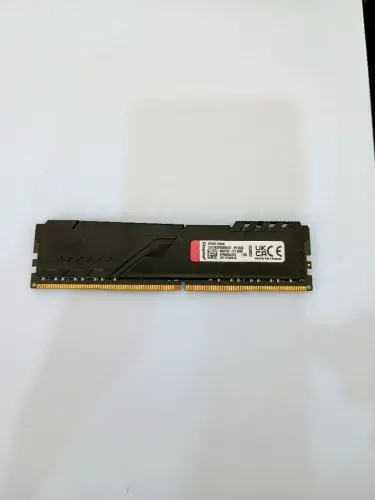 Memória RAM DDR4 8gb Kingston 3200Mhz