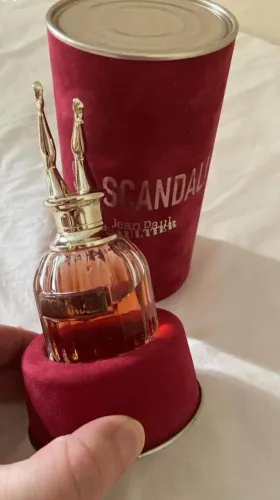 Perfume importado original Scandal