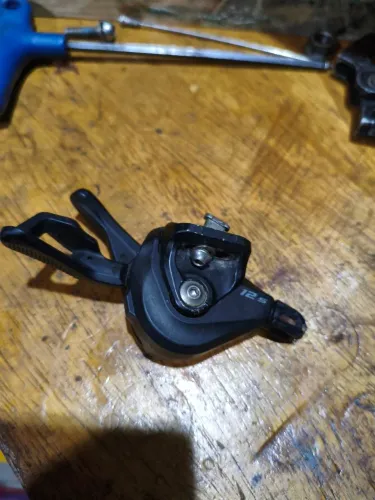 Alavanca de câmbio Shimano de 12 v