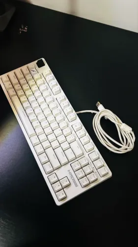 Teclado Mecânico Gamer Kross Elegance KG130 Switch Vermelho Outemu LED