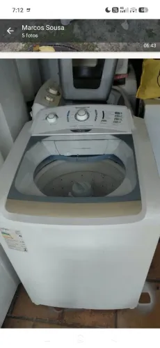 Máquina de lavar roupa Eletrolux em ótimo estado