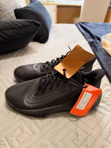 Tenis Nike Precision 7