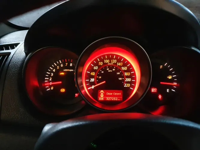 Vendo esse painel kia cerato sx funcionando tudo 