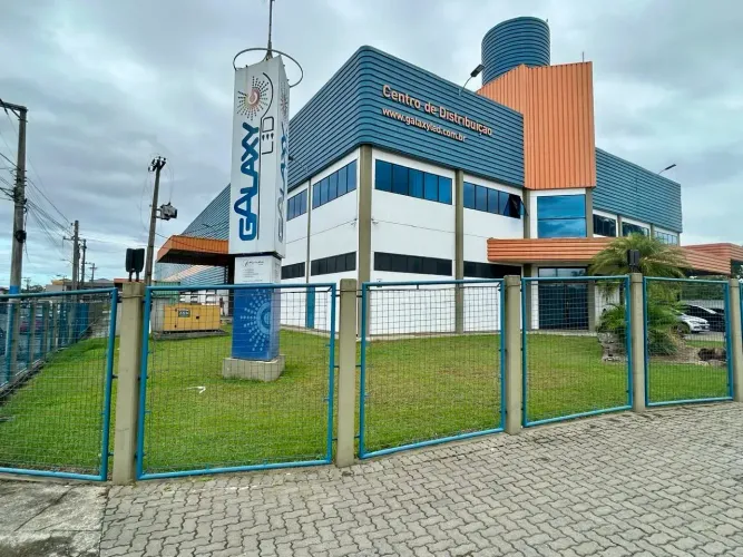 Galpão para locação na Avenida Santos Dumont - Joinville SC