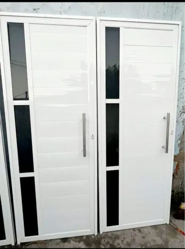 PORTA LAMBRIL 210X80 COM PUXADOR DE ALUMÍNIO 