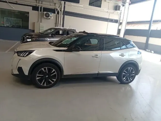 Peugeot E-2008 5P Aut. (elétrico) 2023