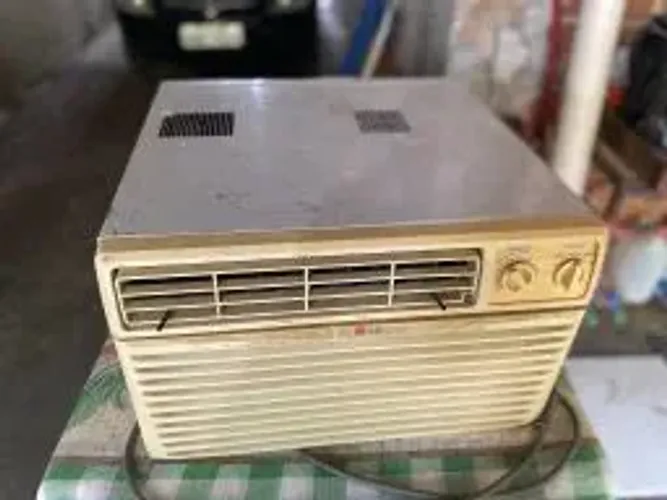 Ar-condicionado LG de janela - 10.000 BTU 127V