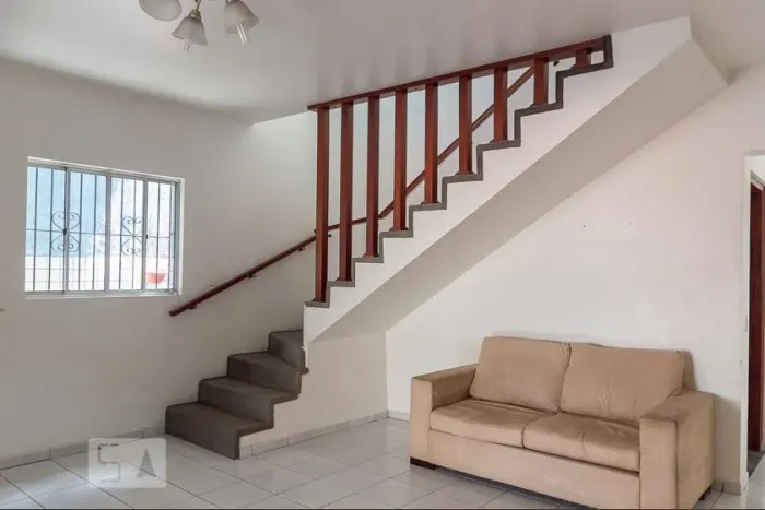 Casa à Venda - Taboão, 3 Quartos, 270 m2