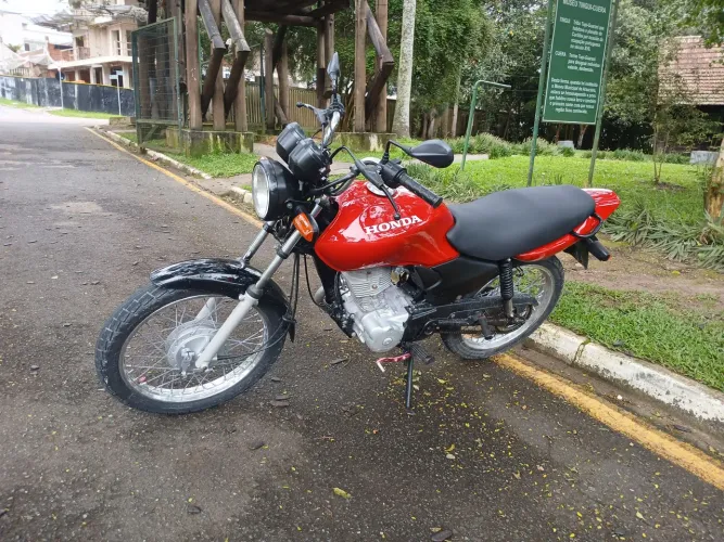 Honda cg 2006 125 ótimo estado aceito trocas passo no cartão até 24x 