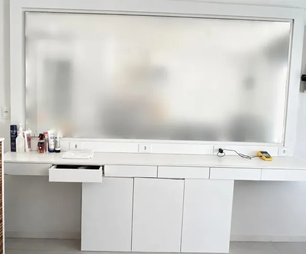 Espelho com bancada para salão 