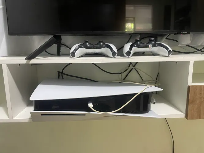 PS 5