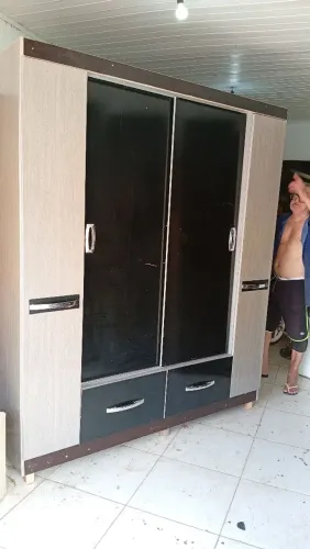 GUARDA ROUPA SOLTEIRAO ÓTIMO ESTADO NAO FACO ENTREGA ZAPIU 75.99200.5484