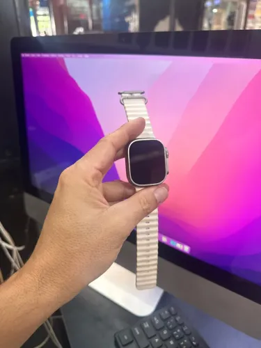 Apple Watch Ultra 1 bateria 96 %