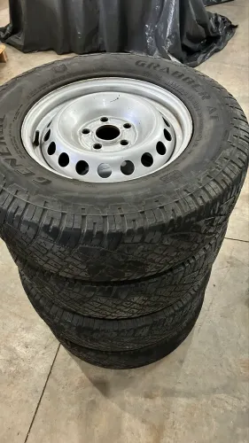 Rodas ferro com pneus Amarok furação 5x120