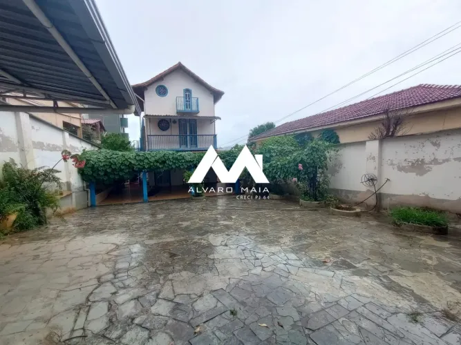 Casa Comercial para locação no Padre Eustáquio!
