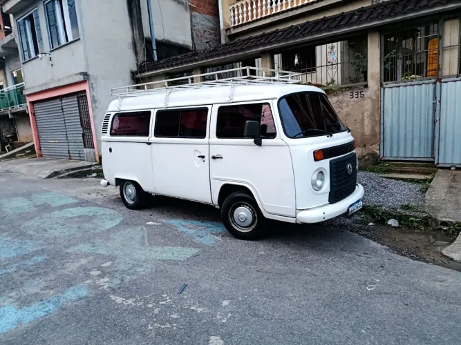 Volkswagen Kombi Standard 1.4 MI Total Flex 8V 2012