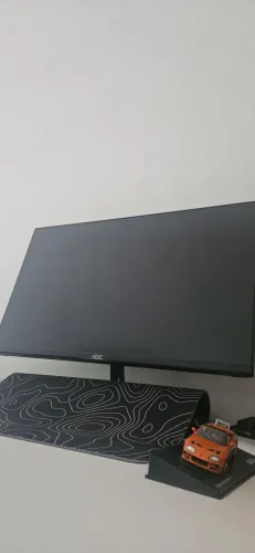 Monitor Gamer Aoc 24' 180hz IPS 1ms - Apenas 2 meses de uso 4 meses de garantia