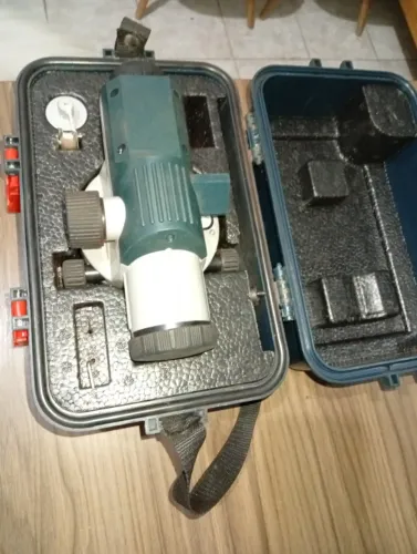 Vendo Nível óptico a laser