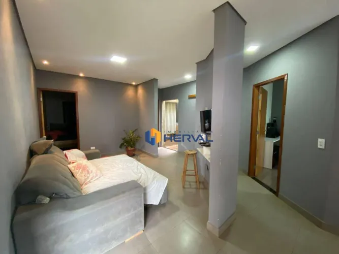 Casa com 4 quartos à venda, 173 m² por R$ 620.000 - Jardim Ipanema - Maringá/PR
