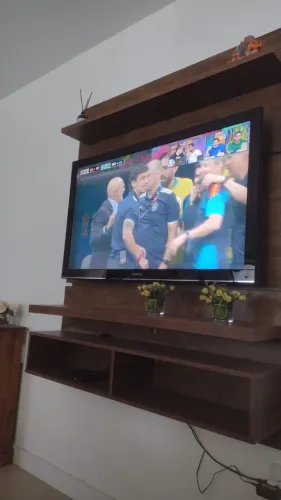 Painel para TV de até 47 polegadas
