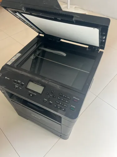 IMPRESSO BROTHER DCP 8112