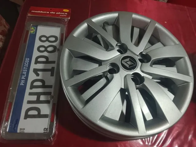 4 calotas + par moldura cromada para placa