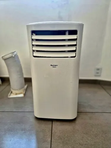 Ar-CondicionaAr Condicionado portátil Springer Midea 12.000 BTUs (127V)
