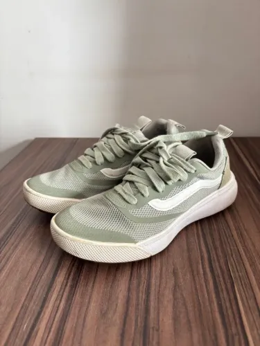 Tênis vans ultrarange 33