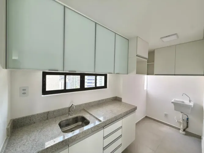 APARTAMENTO PARA LOCAÇÃO COM TODOS OS MÓVEIS PLANEJADOS EM BOA VIAGEM 2 QUARTOS DE LUXO PR