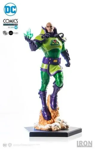 Lex luthor iron studios