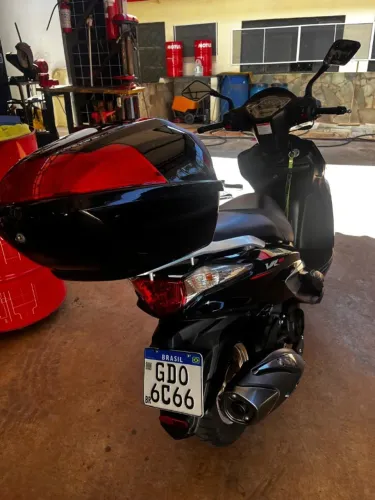 SCOOTER SUZUKI VR 150 