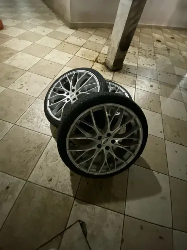 Rodas TSW e pneus meia vida