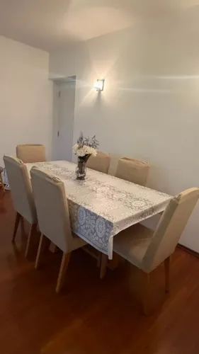 Mesa de jantar 6 cadeiras