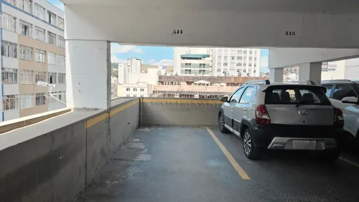 Garagem à venda com 13m² - Centro - Juiz de Fora - MG